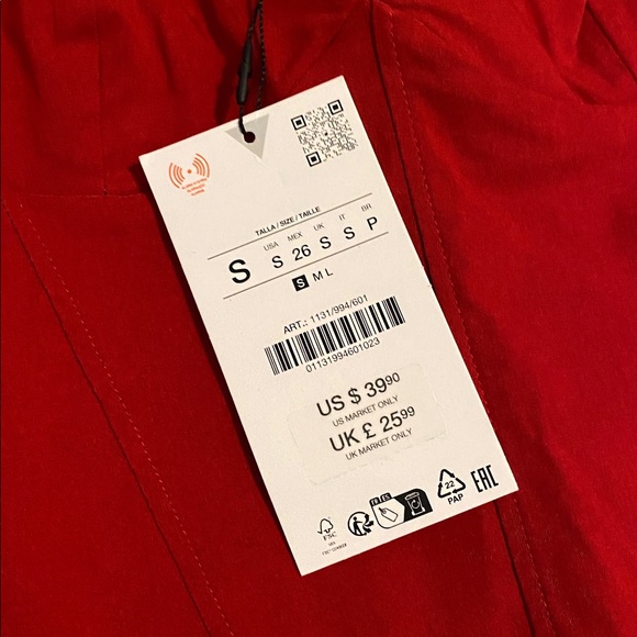 *NEW W/TAG* Zara ruched shoulder cropped top - Picture 2 of 6